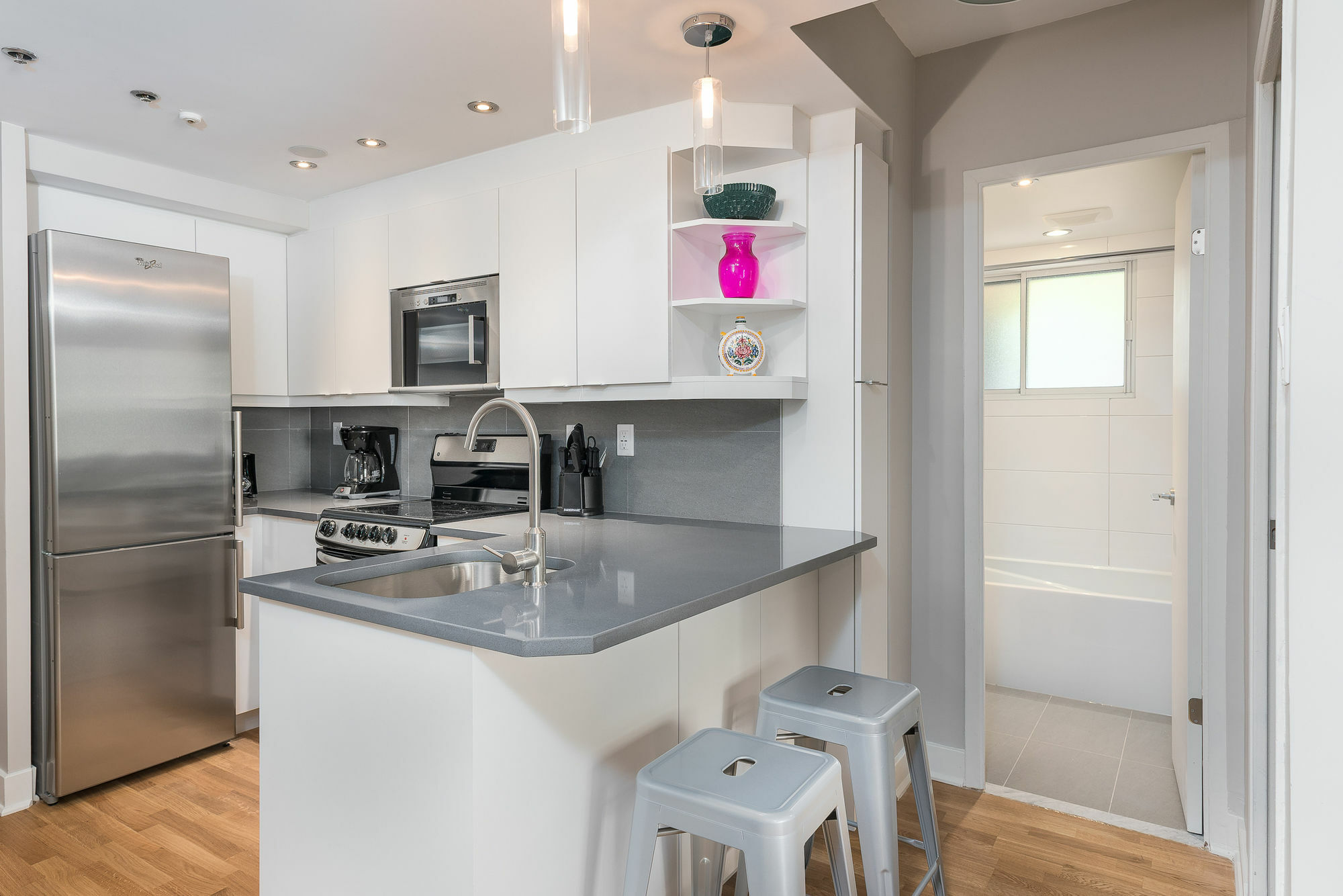 몬트리올 Modern 1Br In Milton Park By Sonder 아파트 외부 사진